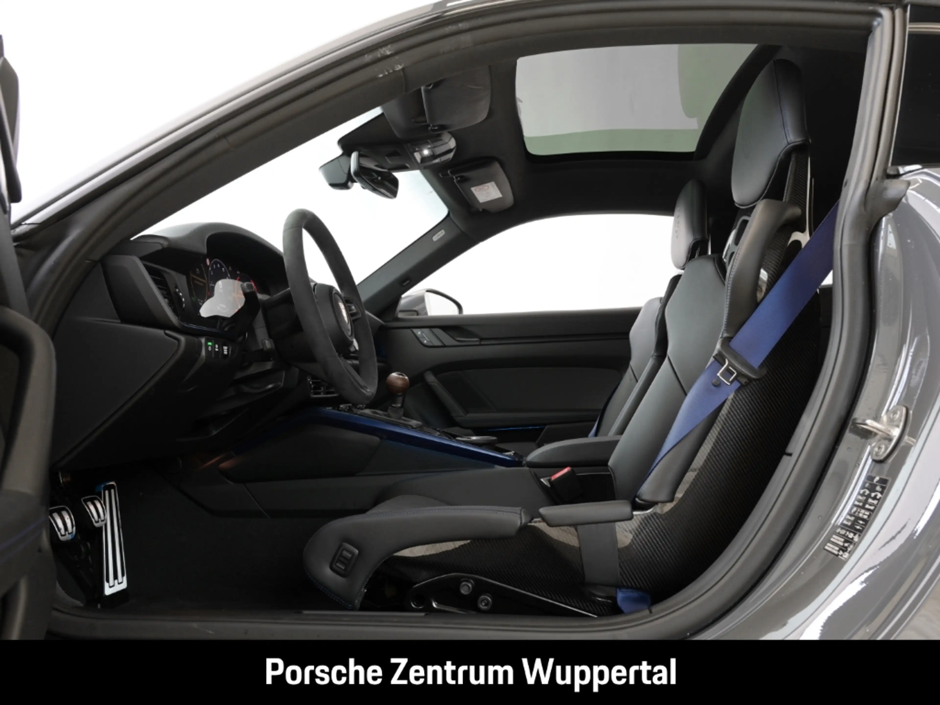 Porsche 992 911 Carrera T BOSE Surround-View LED-Matrix — photo 11