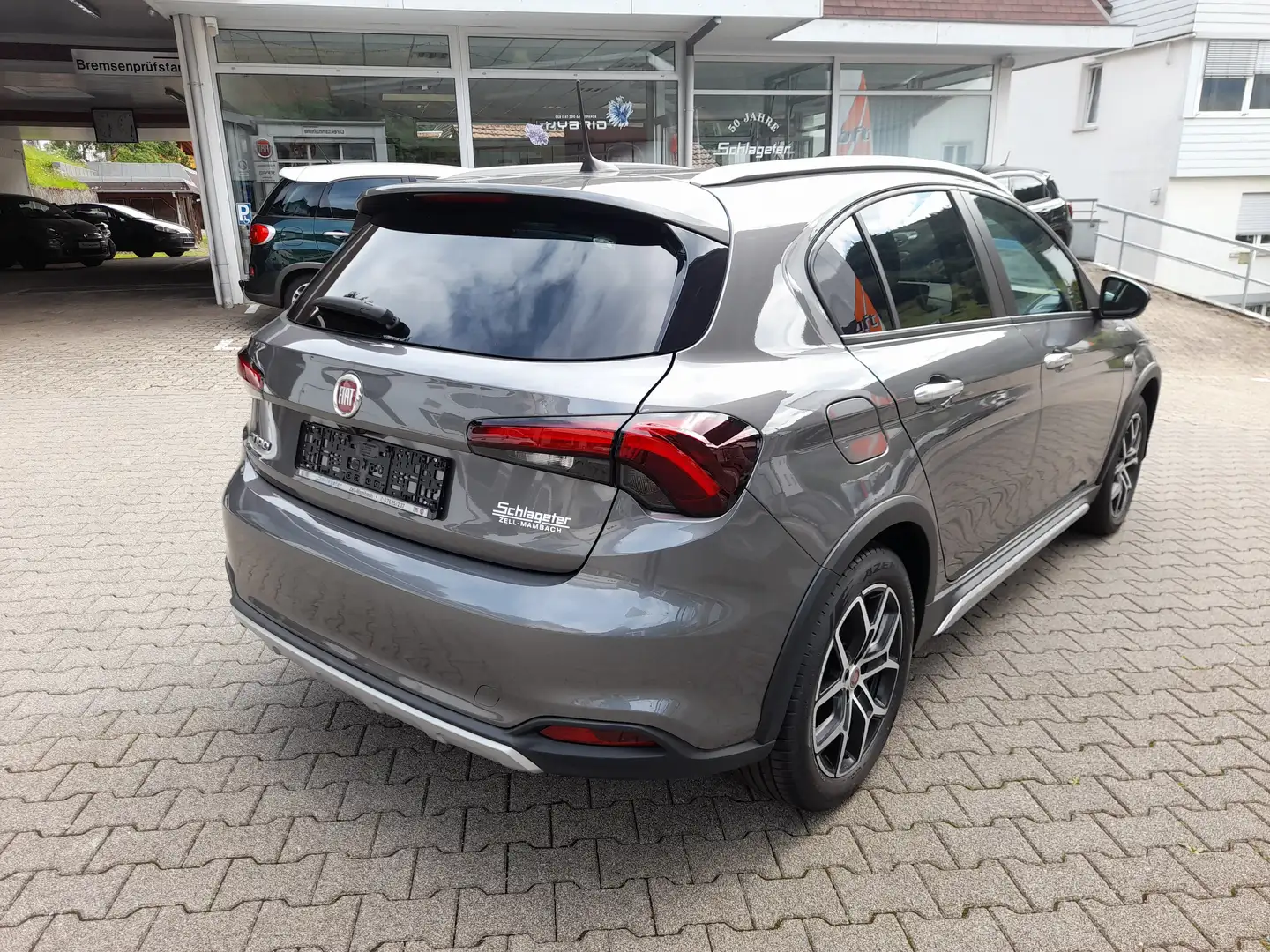 Fiat Tipo Cross 1.0 T3 100 - 2