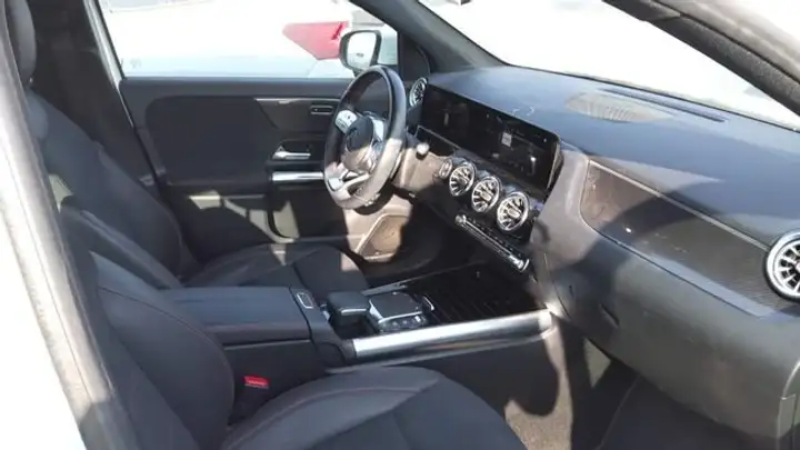 Mercedes-Benz GLA 2022, foto 5