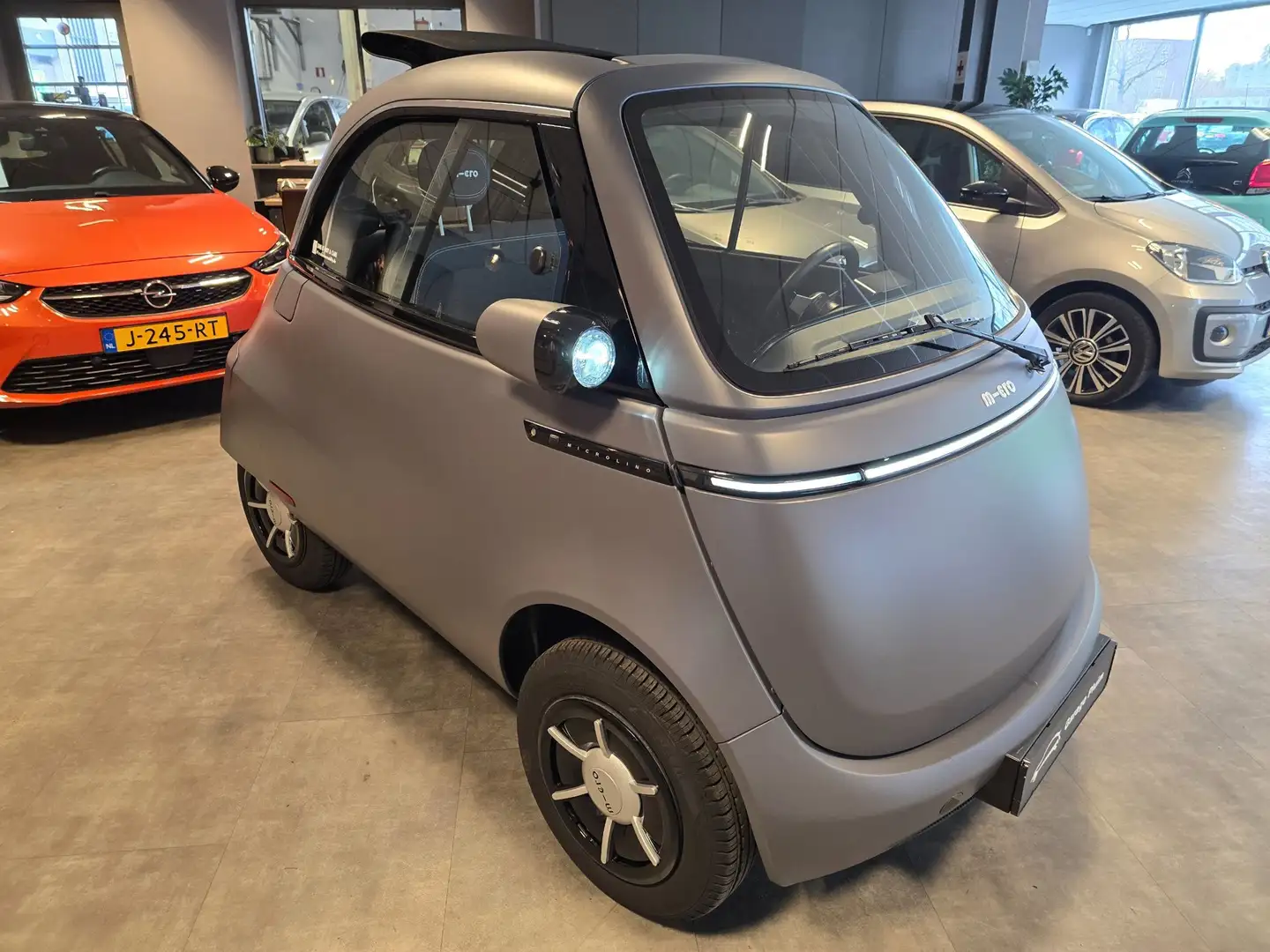 Micro Microlino Microlino10.5 KWh L7 177 Km. 90Km/u L7 177 Km. Ran Gris - 2