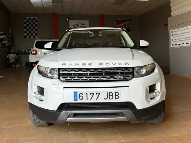 Land Rover Range Rover Evoque 2.2L eD4 Pure 4x2
