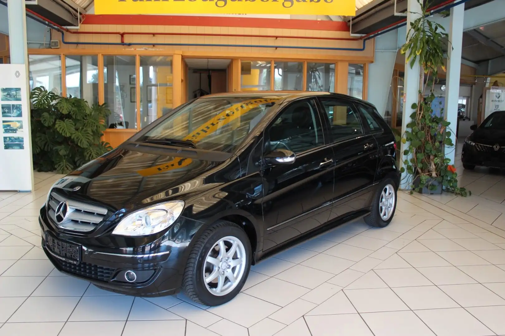 Mercedes-Benz B 200 B -Klasse B 200 Schwarz - 2