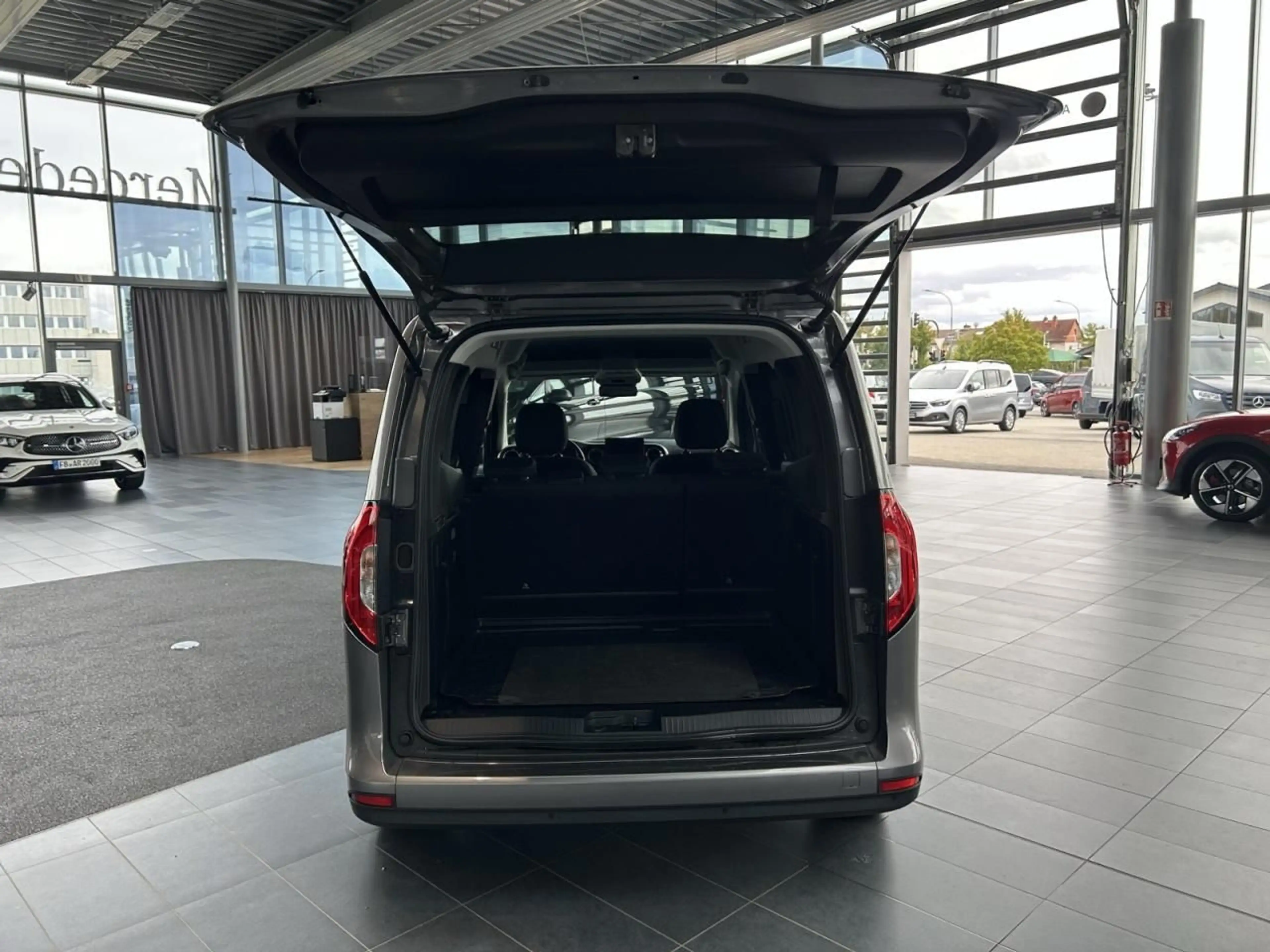 Mercedes-Benz Citan Tourer 110 CDI KAM+LED+NAVI+PDC+SHZ — photo 11