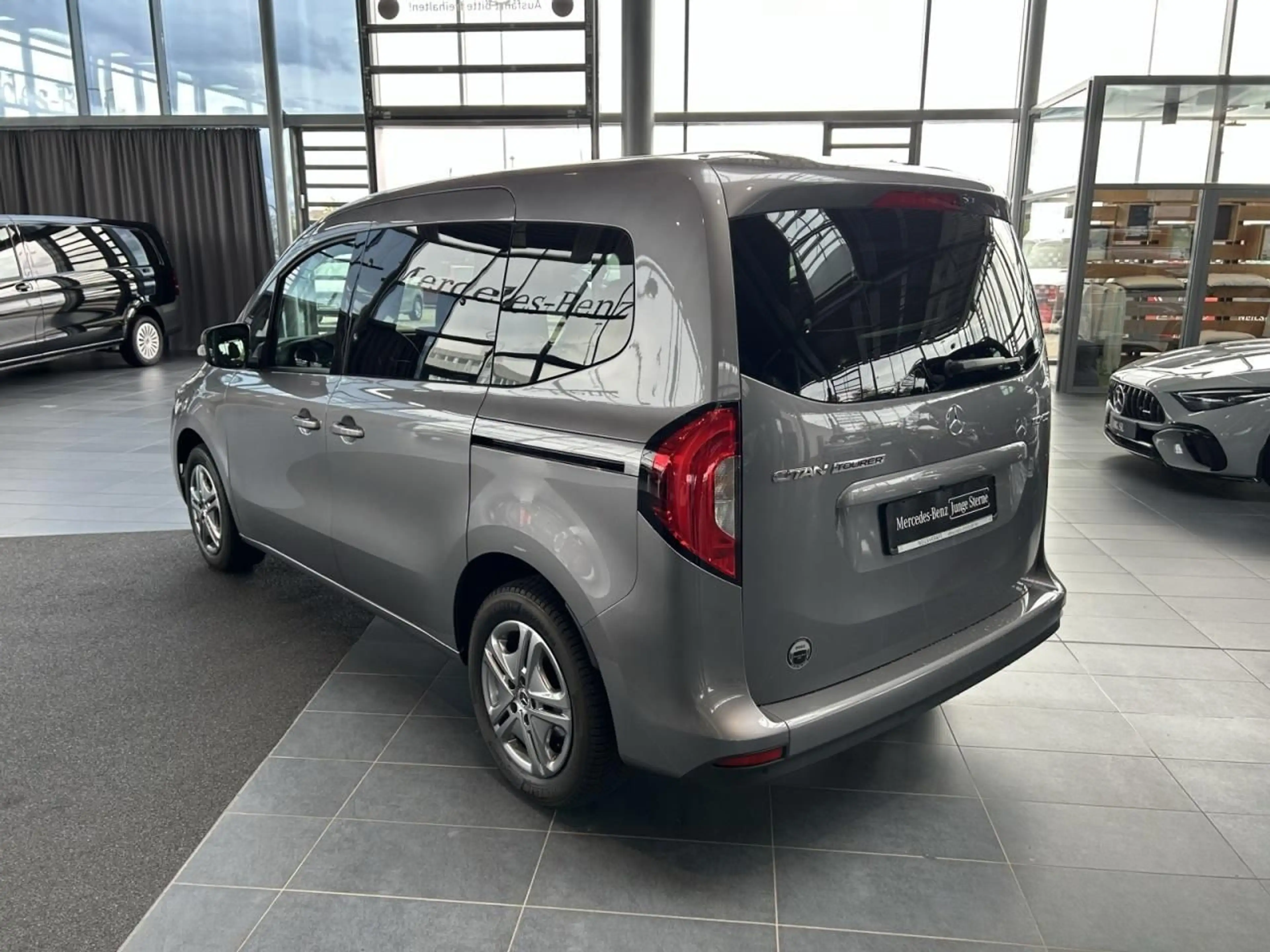 Mercedes-Benz Citan Tourer 110 CDI KAM+LED+NAVI+PDC+SHZ — photo 9