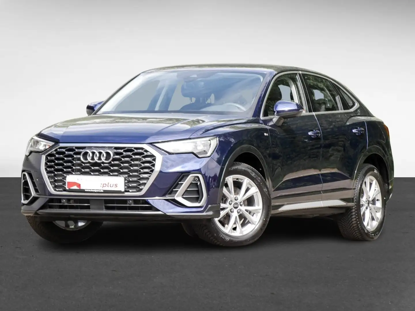 Audi Q3 Sportback 35 S LINE NAVI+ ACC LM18 ACC Modrá - 2