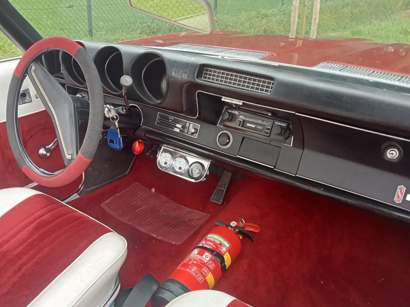 Oldsmobile Cutlass cabriolet Piros - 2