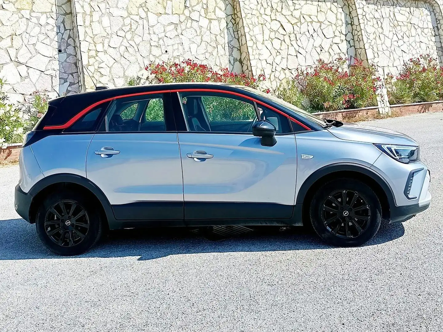 Opel Crossland X Crossland 2021 1.2 GS Line s Zilver - 2