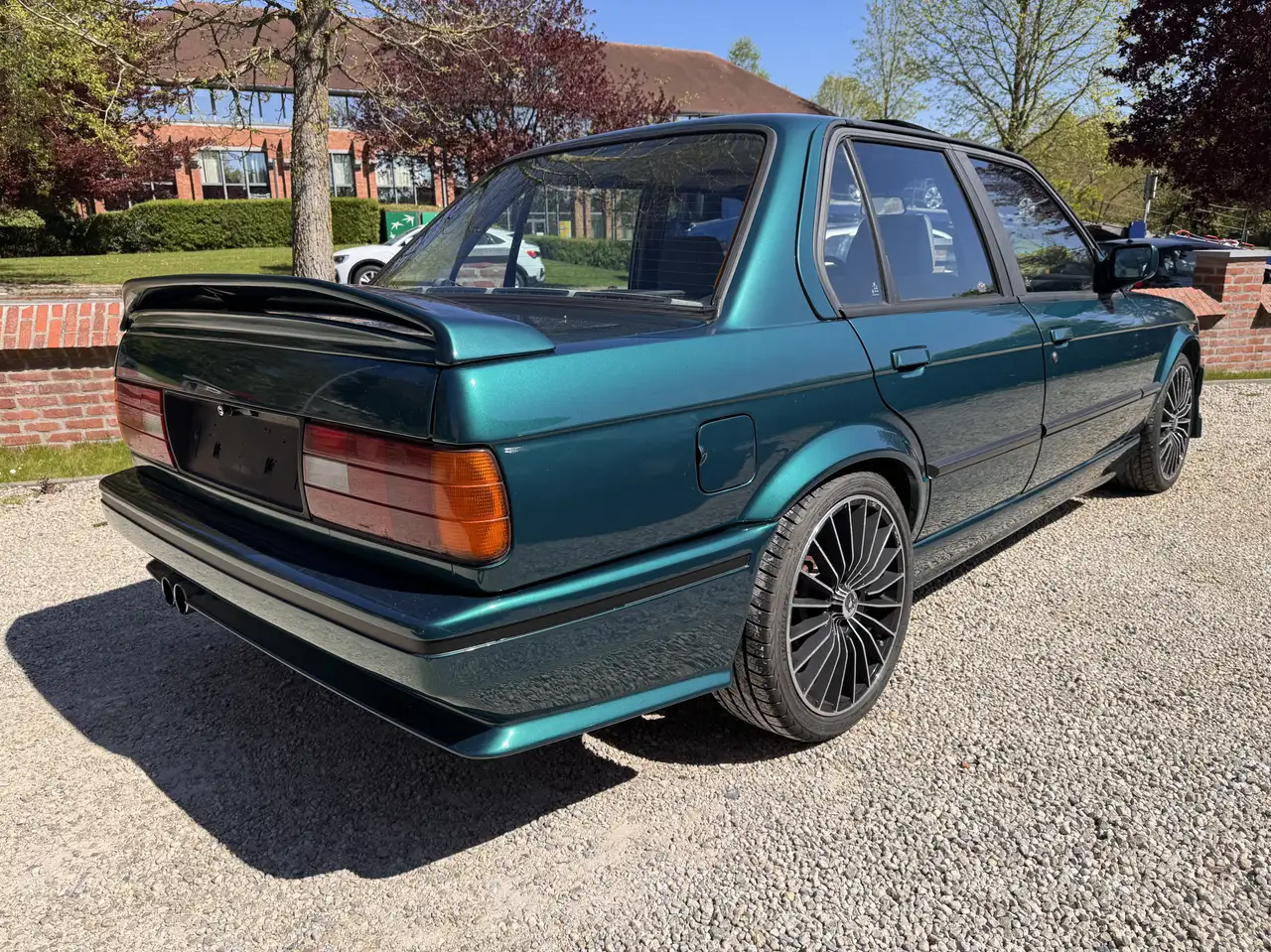 BMW 320 i, foto 4