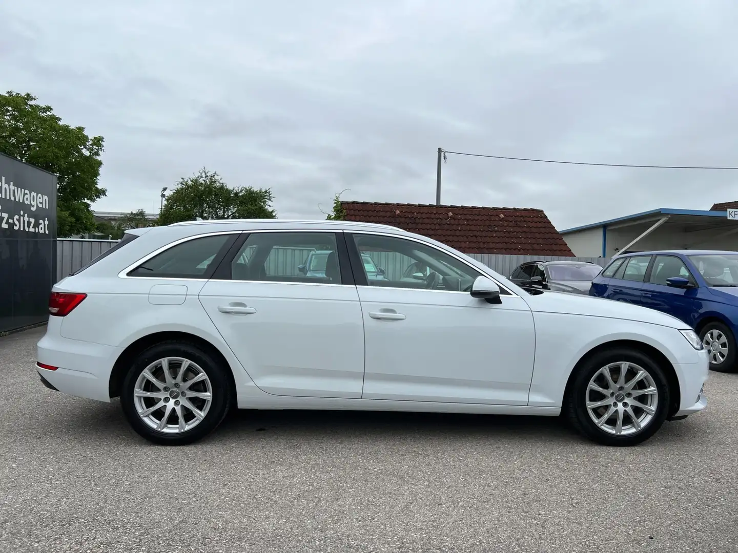 Audi A4 Avant 2,0 TDI Sport S-tronic | VIRTUAL Weiß - 2