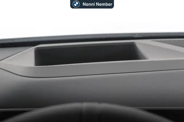 BMW X3 view 9