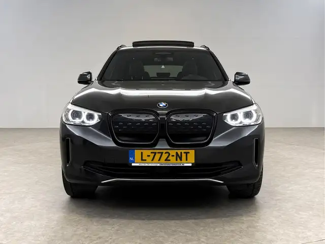 BMW Ix3 view 10
