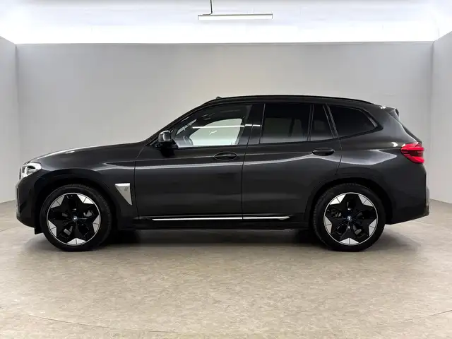 BMW Ix3 view 13