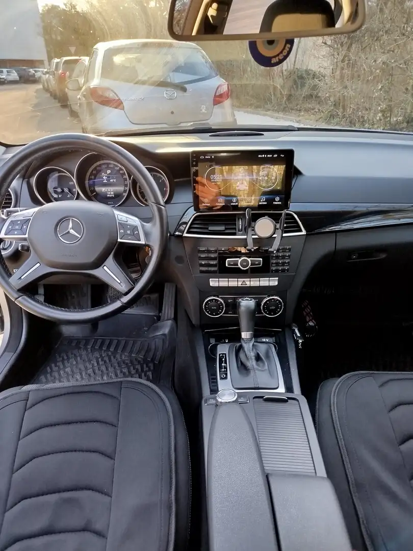 Mercedes-Benz C 220 CDI DPF (BlueEFFICIENCY) 7G-TRONIC - 2