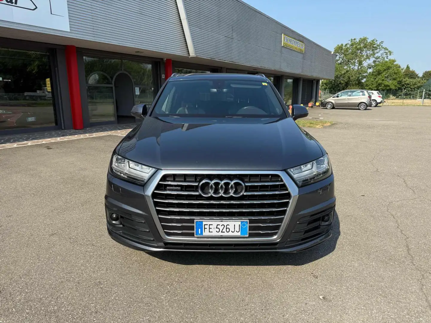 Audi Q7 3.0 272 CV quattro S line X COMMERCIANTI 7 posti Grigio - 2