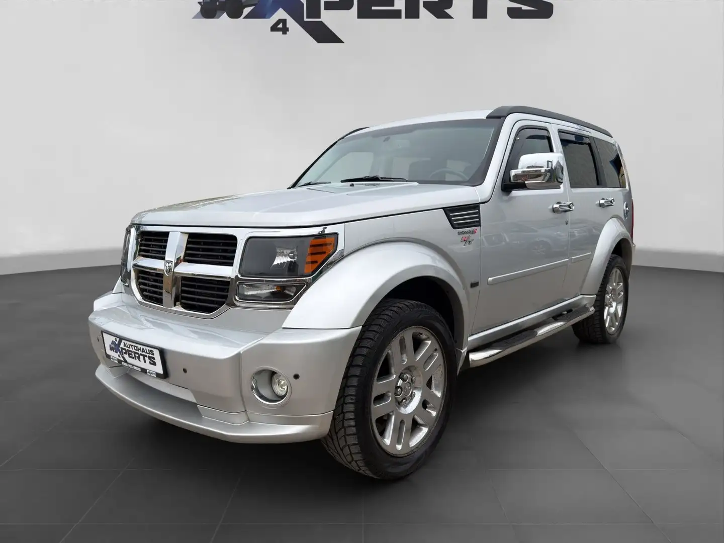 Dodge Nitro NiTRO R/T 2.8 CRD AUT. | 4x4 | 20 ZOLL | 8-FACH| Gris - 2