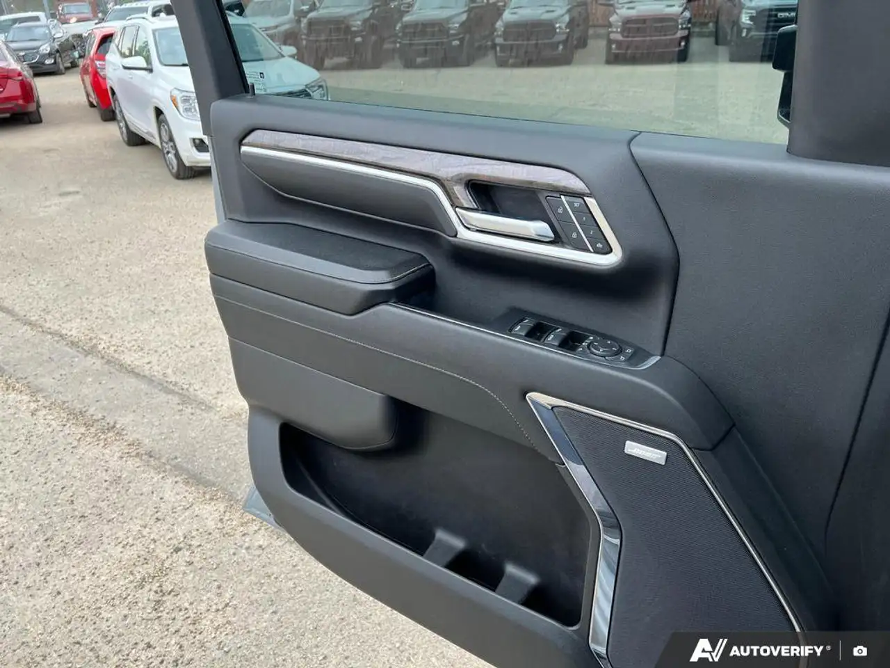 Chevrolet Silverado 2500 снимка Chevrolet Silverado 2500