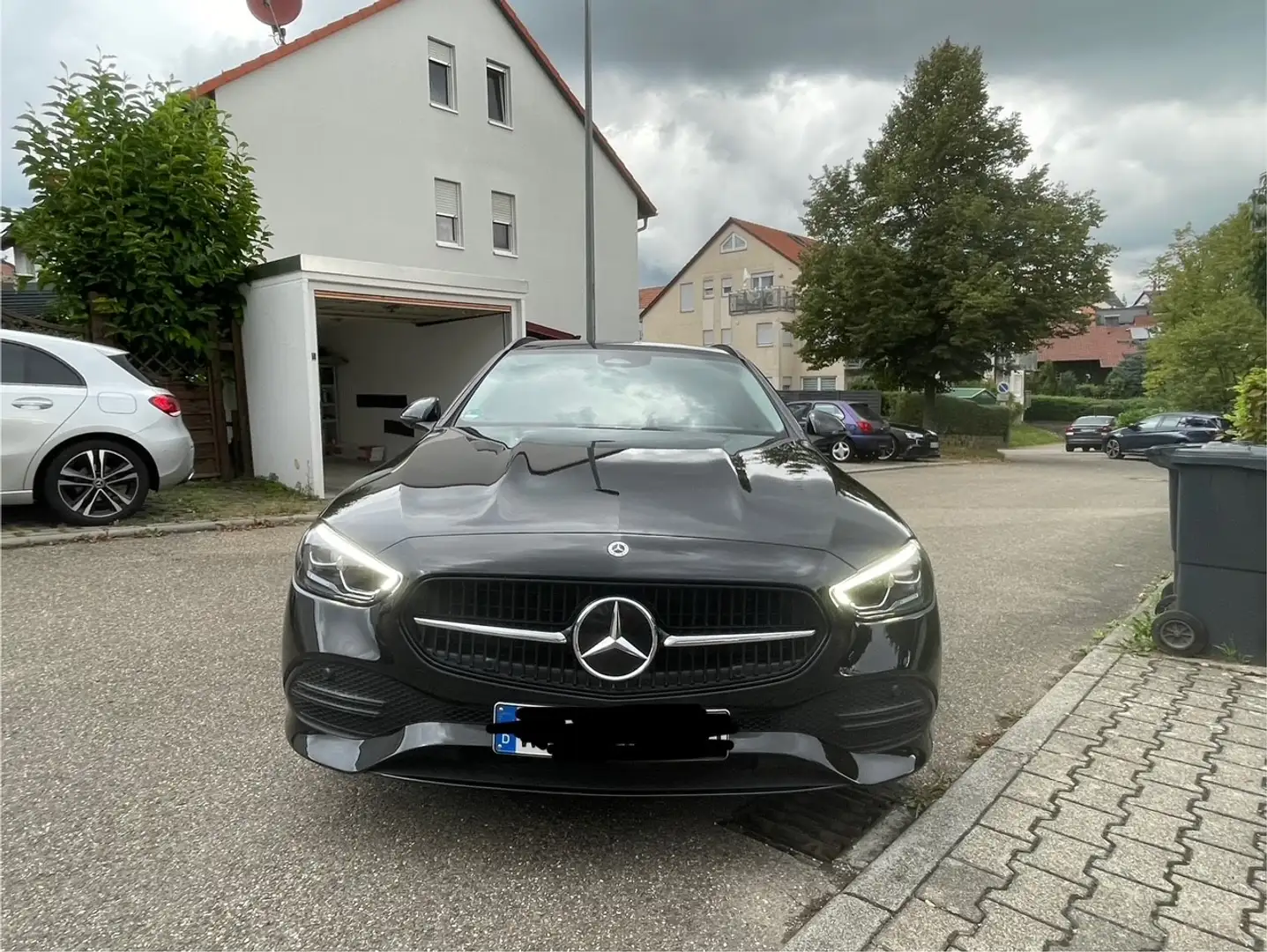 Mercedes-Benz C 220 C 220 d T 9G-TRONIC Avantgarde Schwarz - 1