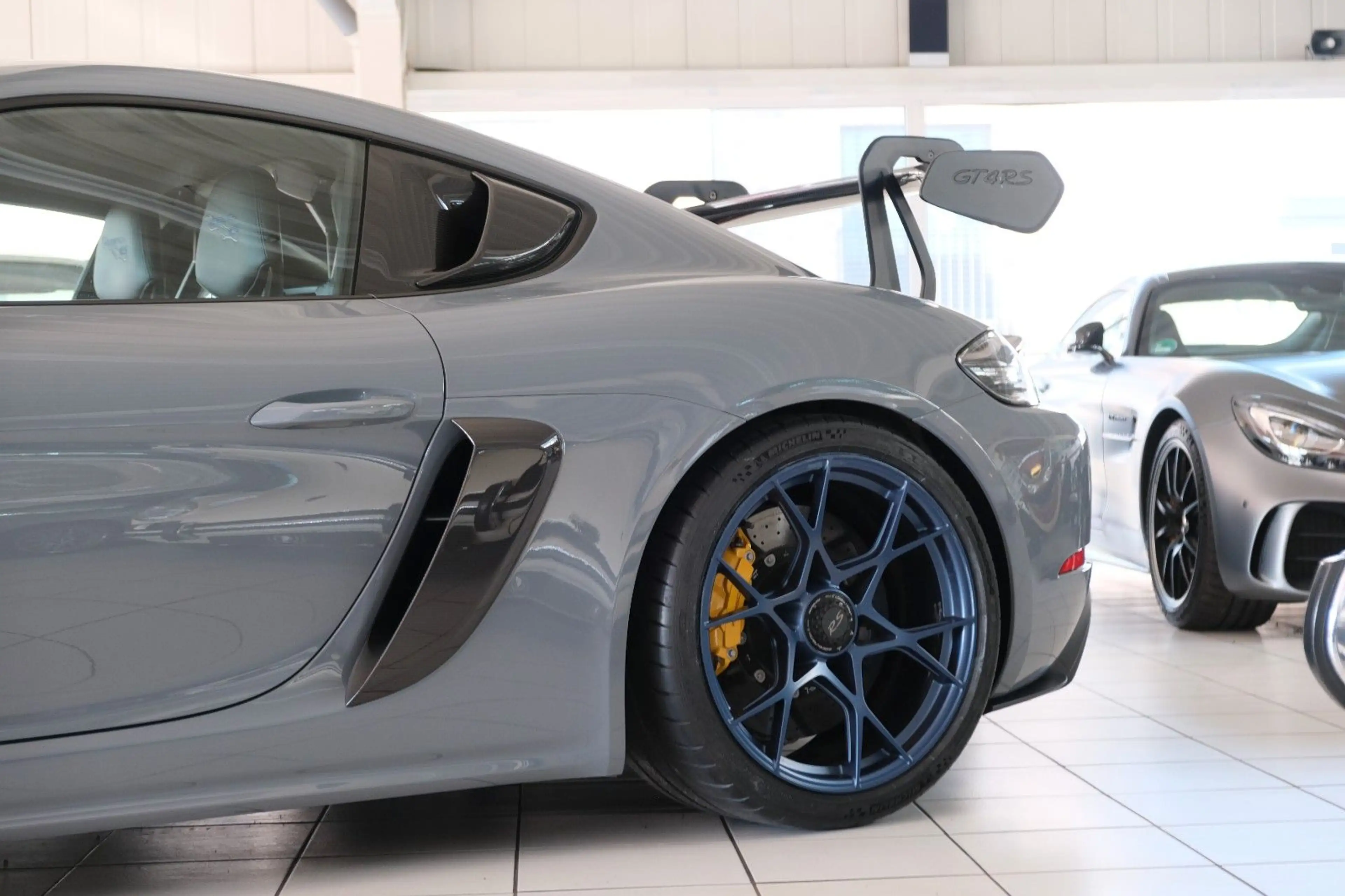 Porsche Cayman GT4 RS/Weissach/PCCB/Approved 2028 — photo 4