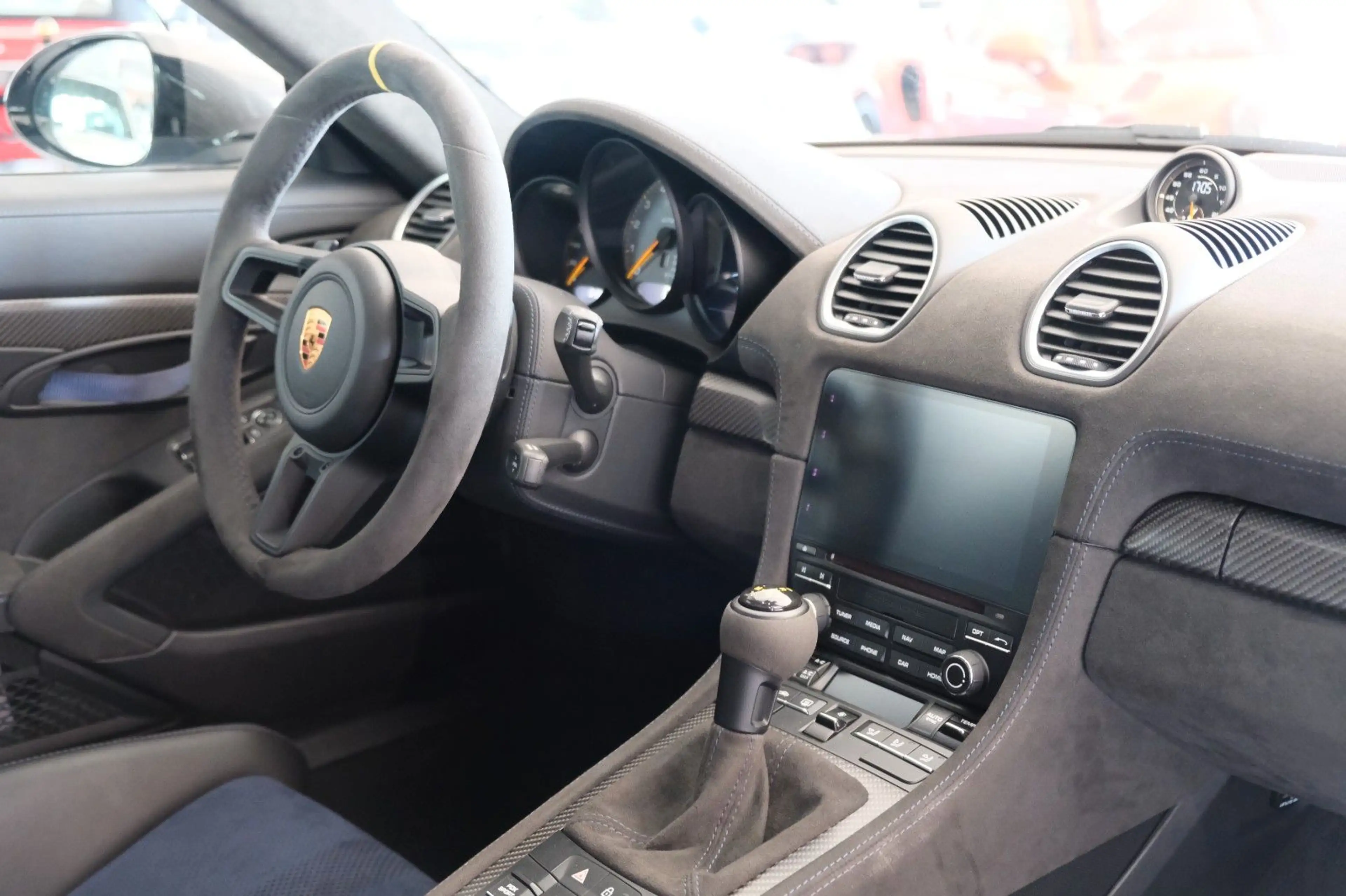 Porsche Cayman GT4 RS/Weissach/PCCB/Approved 2028 — photo 13