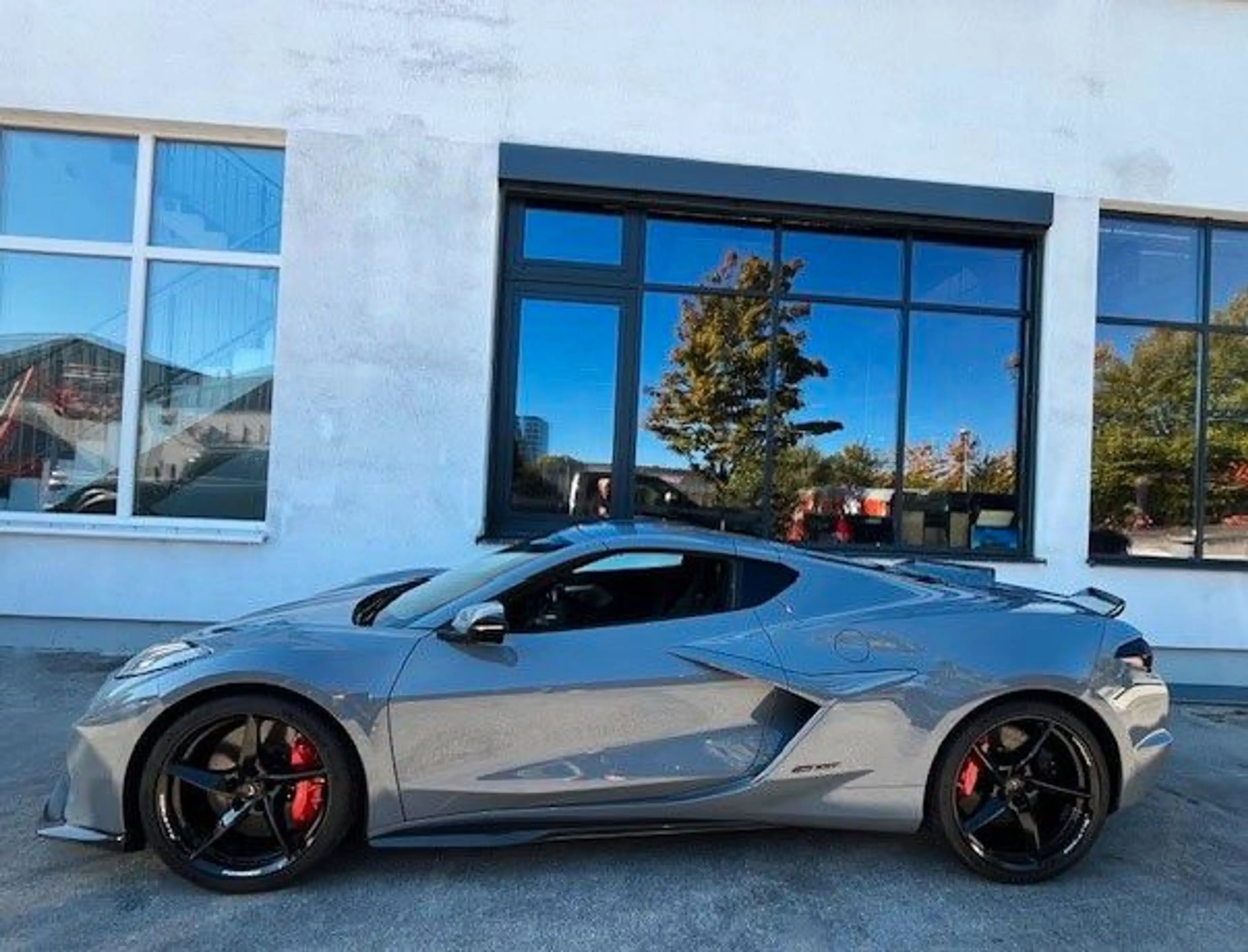 Corvette C8 Coupe E-Ray 3LZ GEIGERCARS — photo 5