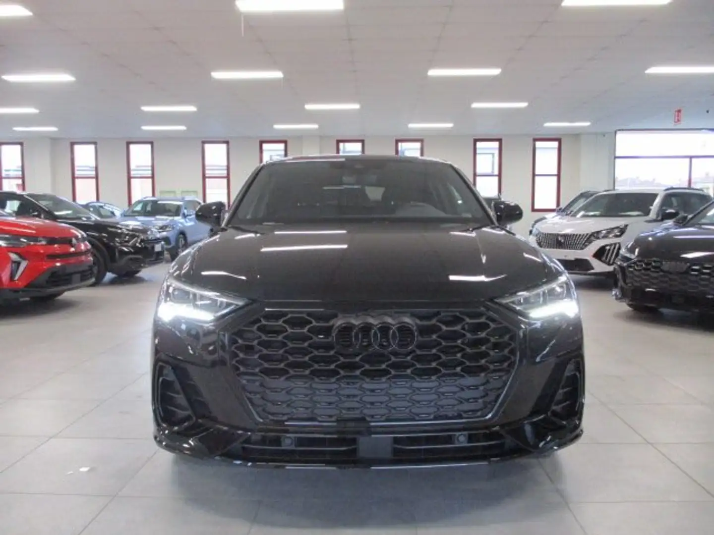 Audi Q3 Q3 SPB 35 2.0 TDI Black Limited S-Tronic - KM0 Nero - 2