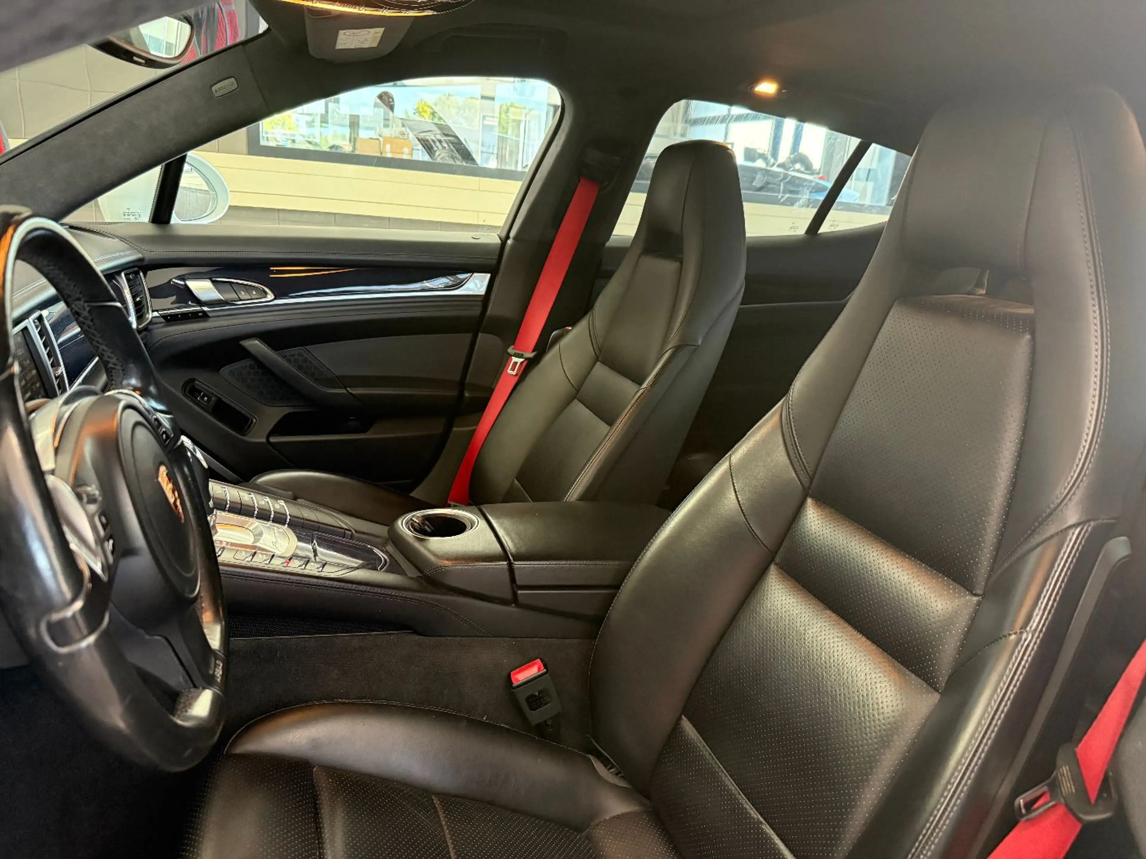 Porsche Panamera GTS | Standheizung | Burmester Surround — photo 12
