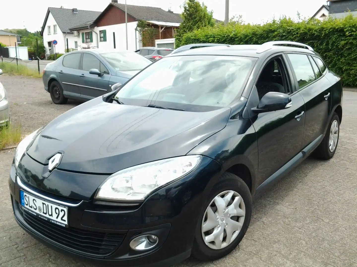 Renault Megane Grandtour Noir - 1