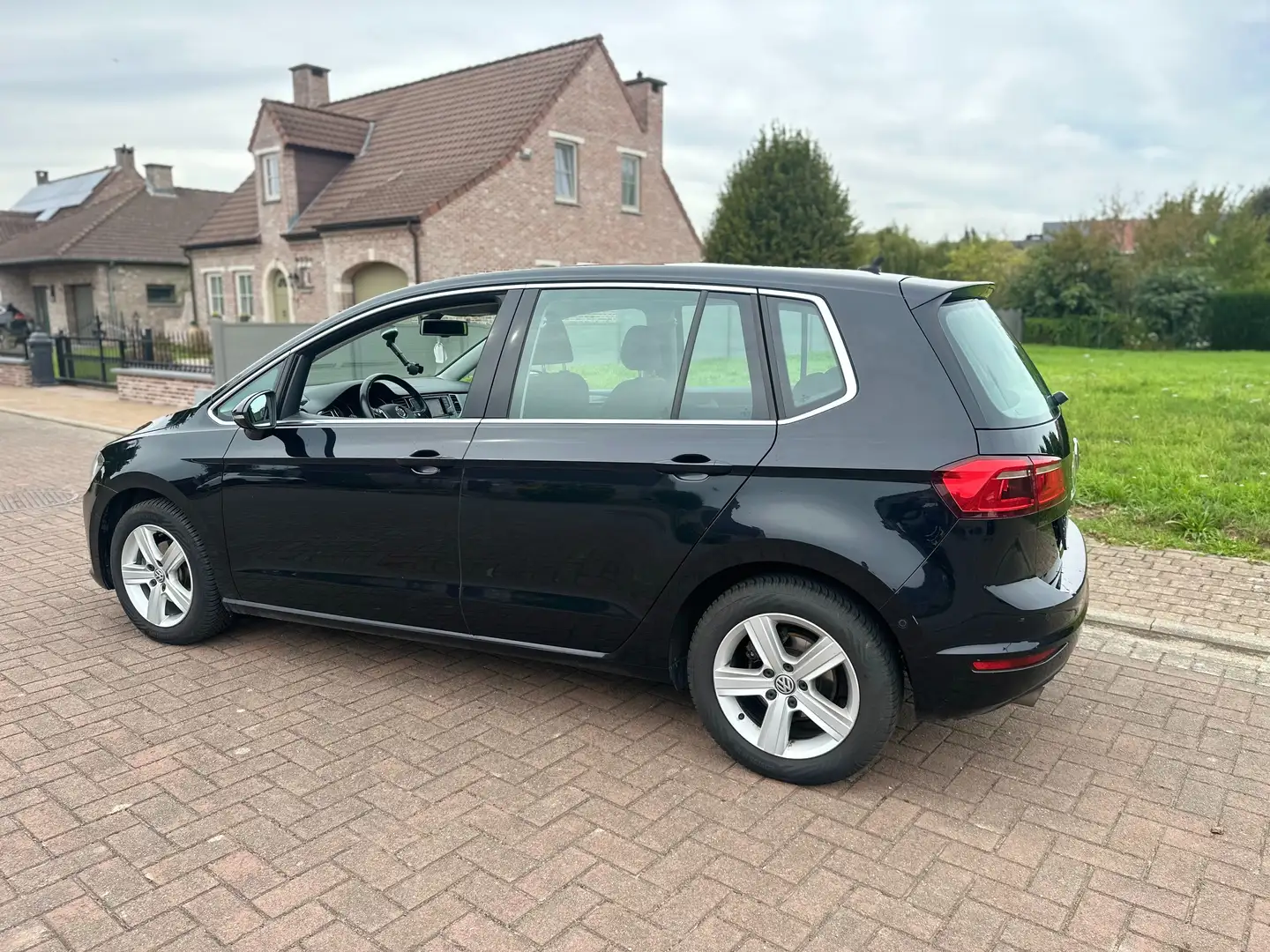 Volkswagen Golf Sportsvan 1.2 tsi Noir - 1