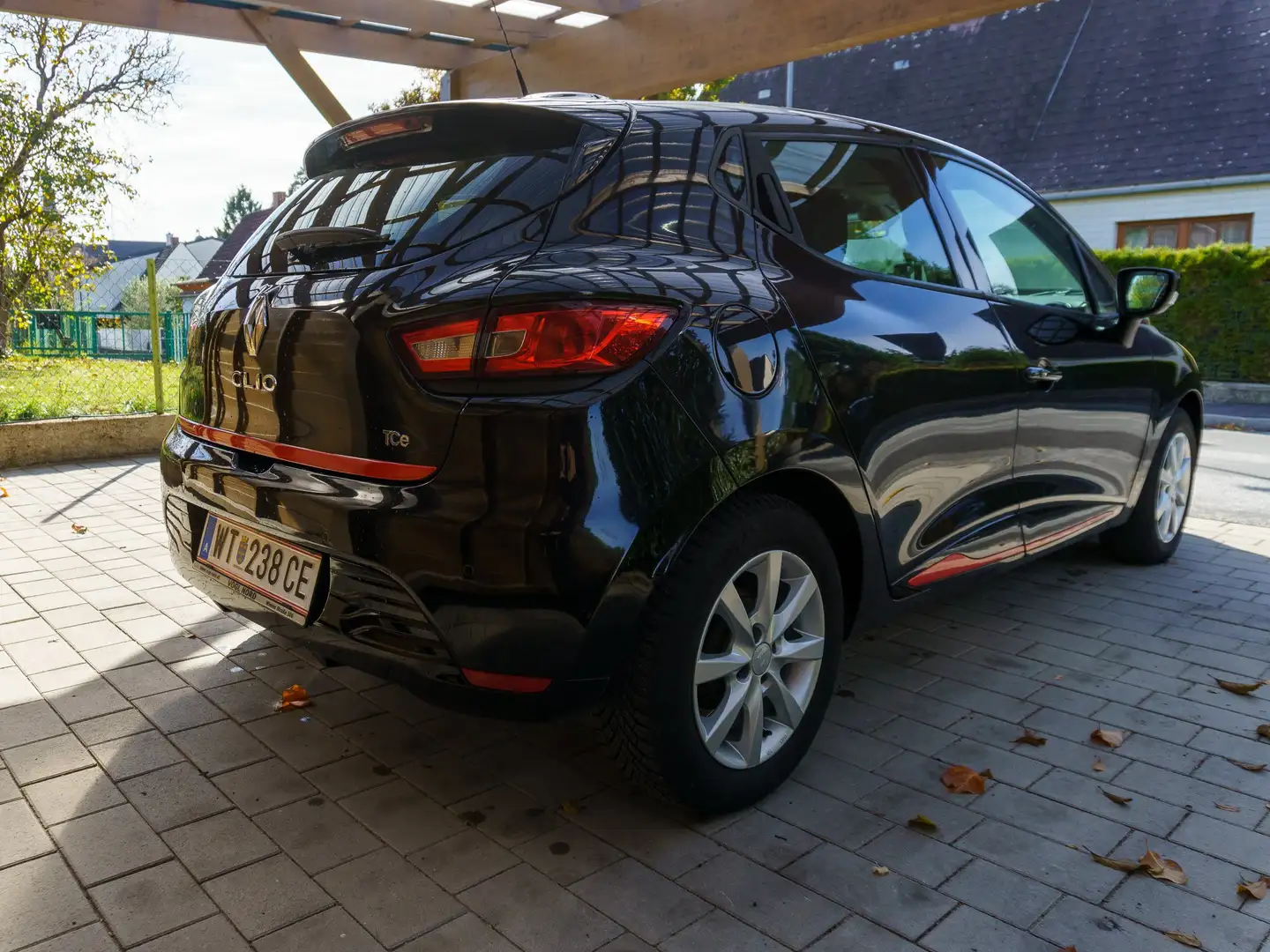 Renault Clio Clio Dynamique Energy TCe 90 Dynamique Energy Schwarz - 2