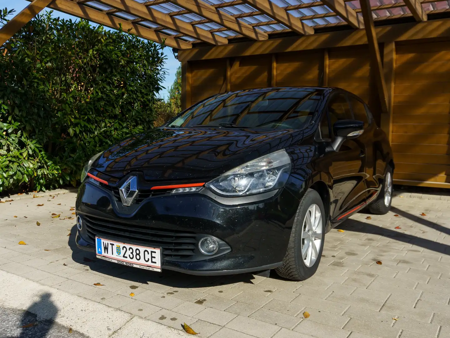 Renault Clio Clio Dynamique Energy TCe 90 Dynamique Energy Schwarz - 1