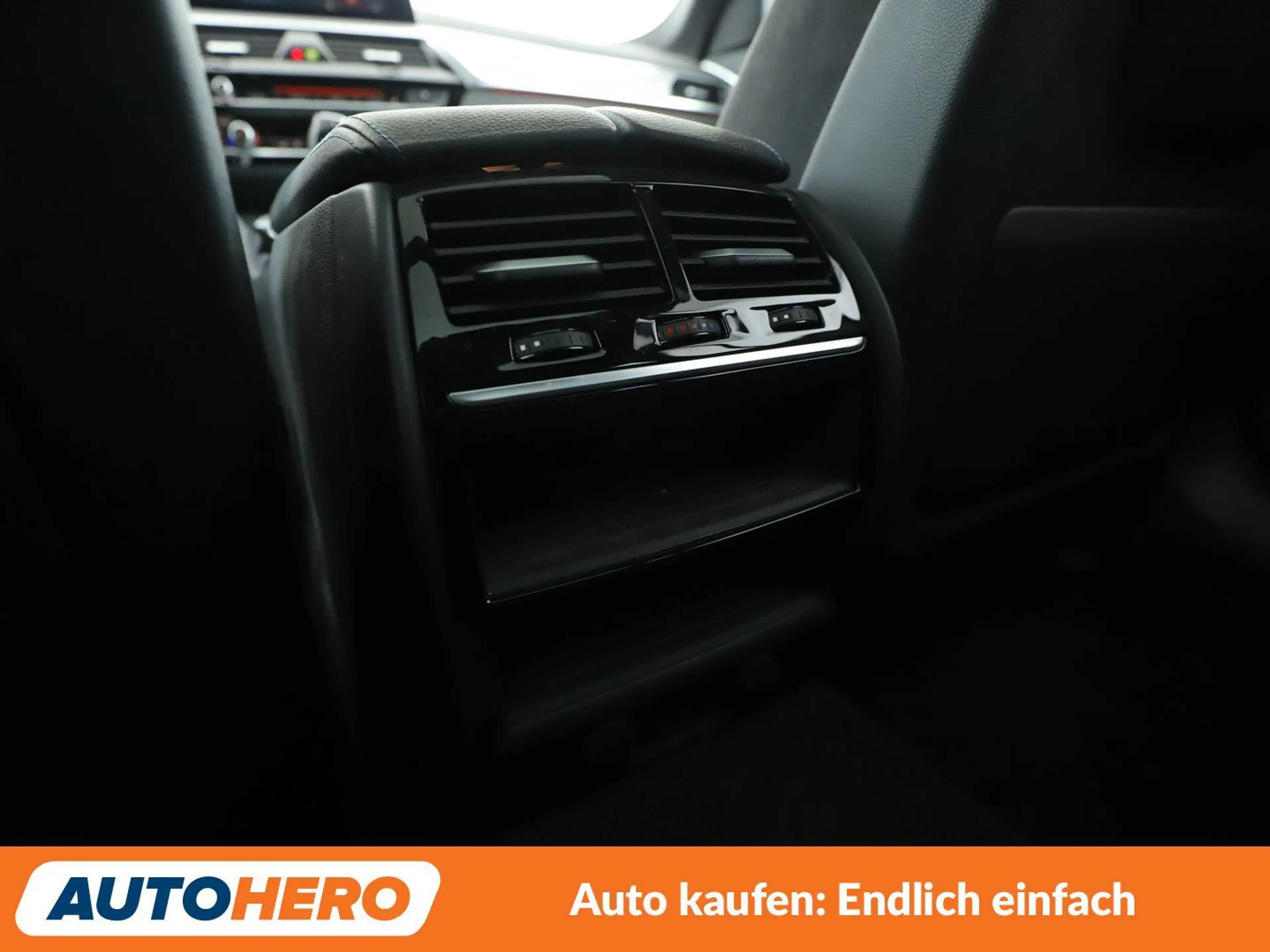 BMW 525 525d M Sport Aut.*NAVI*HUD*CAM*TEMPO*SHZ*ALU* — photo 14