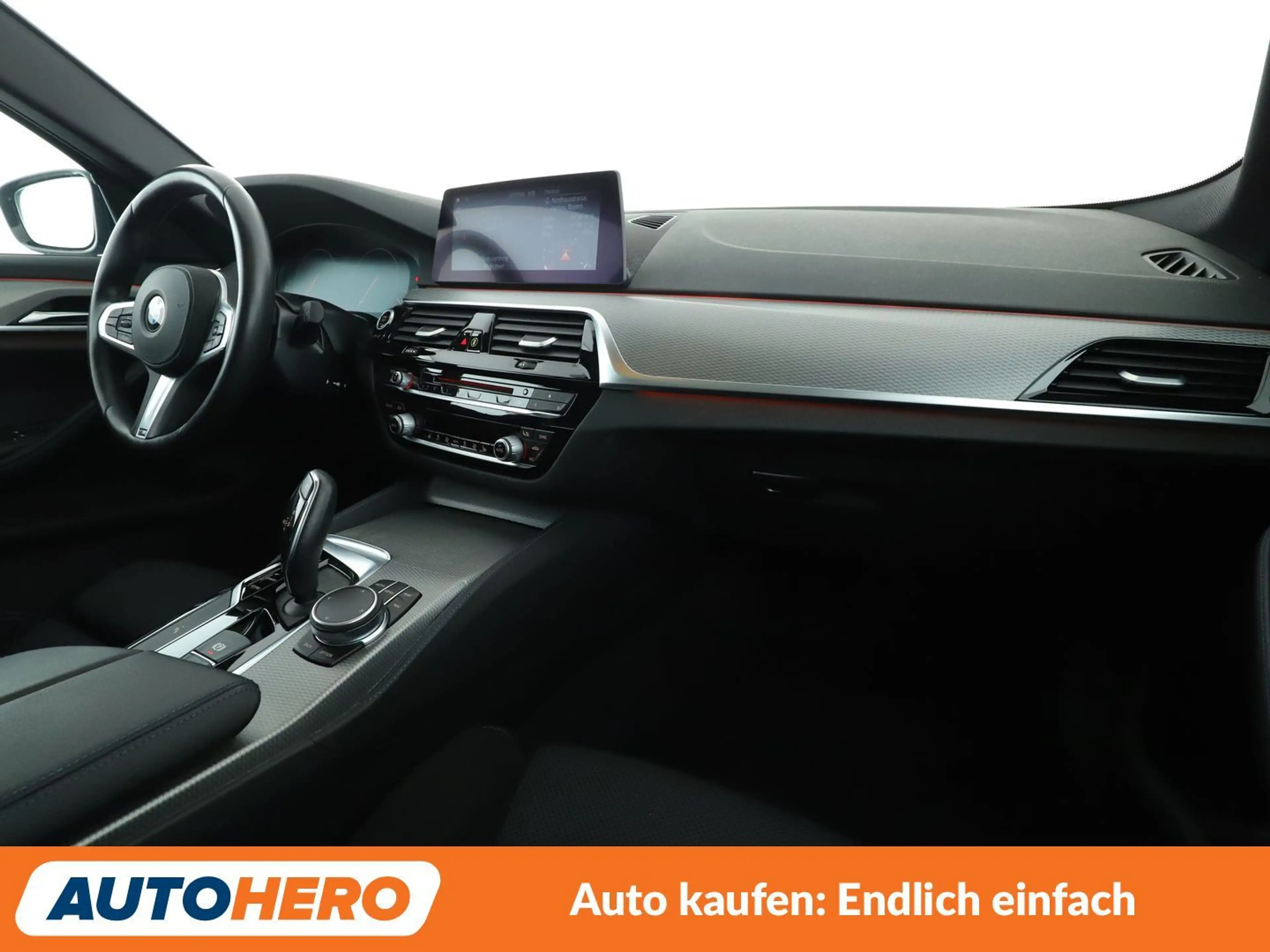 BMW 525 525d M Sport Aut.*NAVI*HUD*CAM*TEMPO*SHZ*ALU* — photo 13