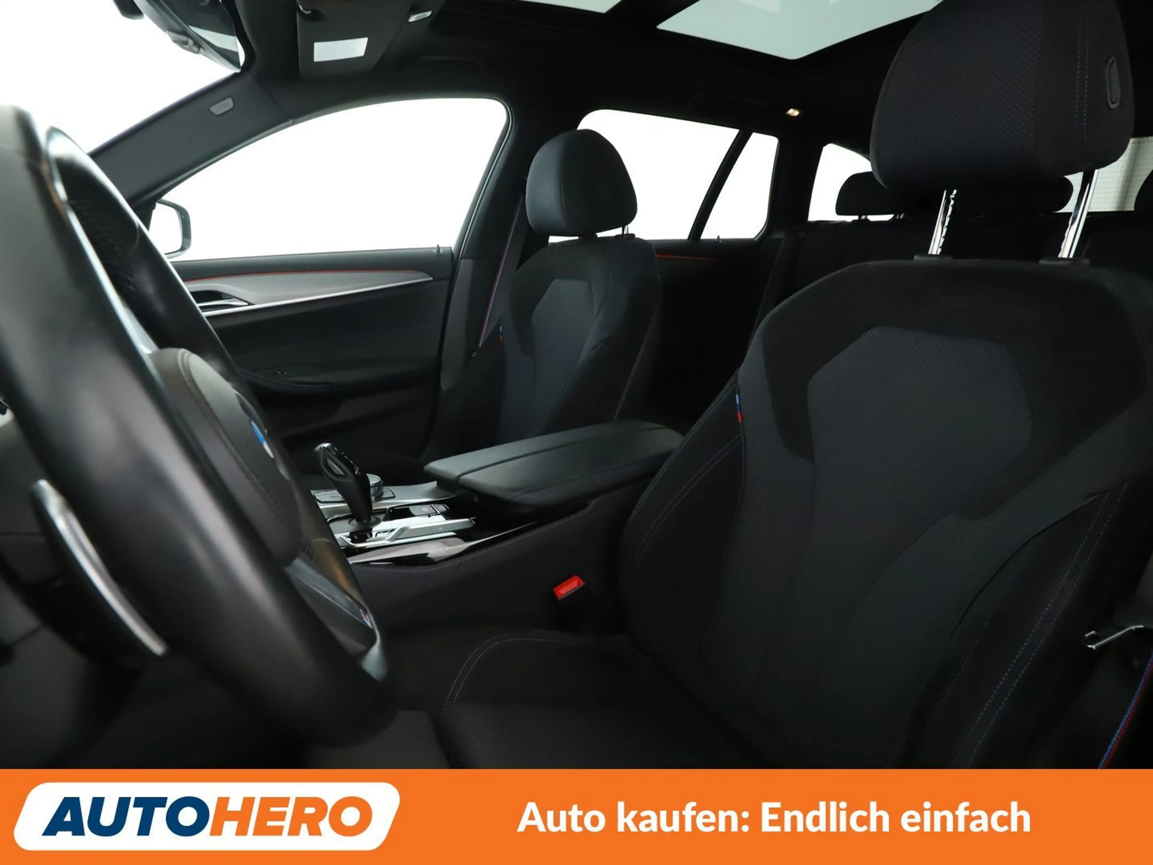 BMW 525 525d M Sport Aut.*NAVI*HUD*CAM*TEMPO*SHZ*ALU* — photo 11