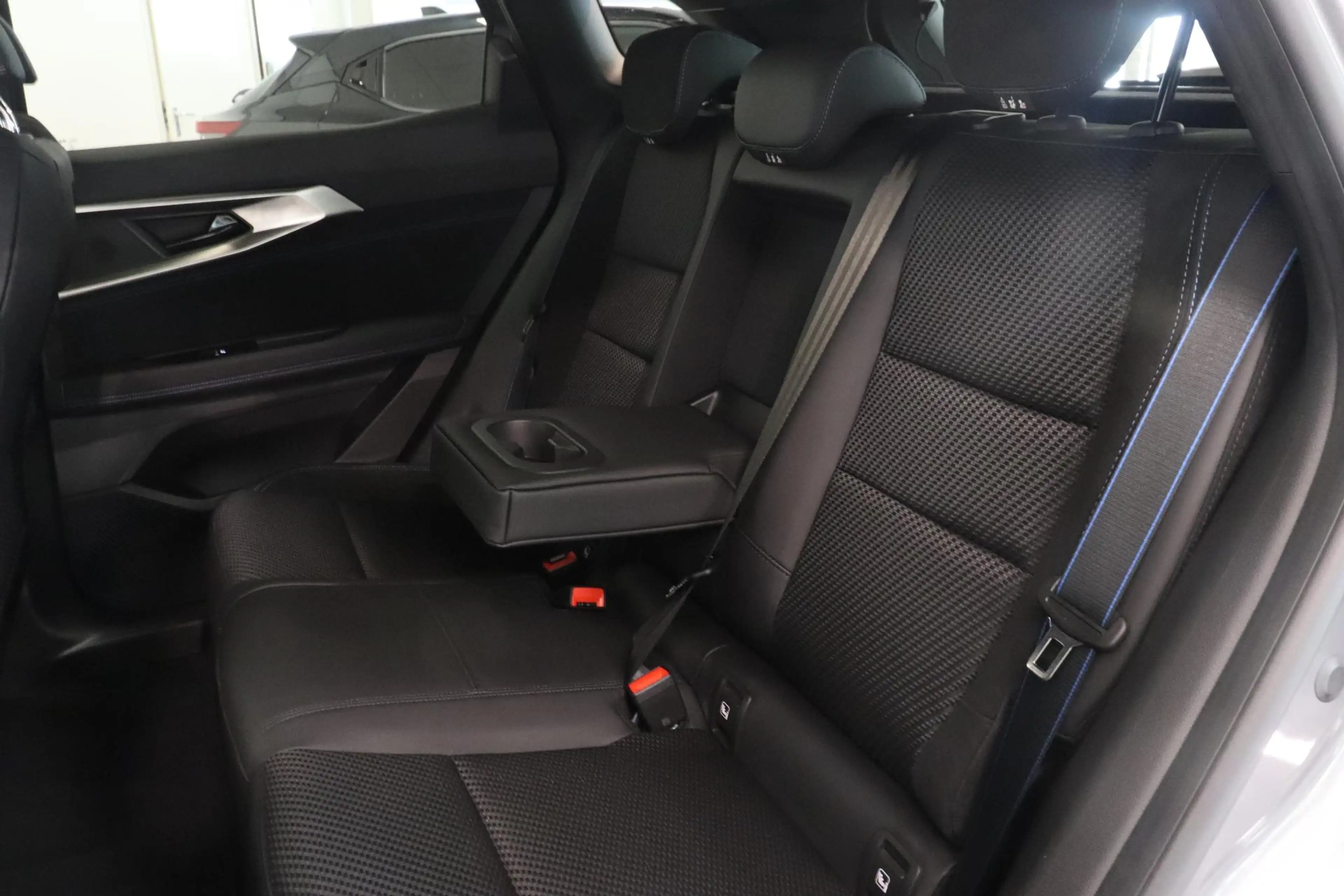Renault Austral 1.2 E-Tech full hybrid 200 Esprit Alpine | Panoram — photo 8