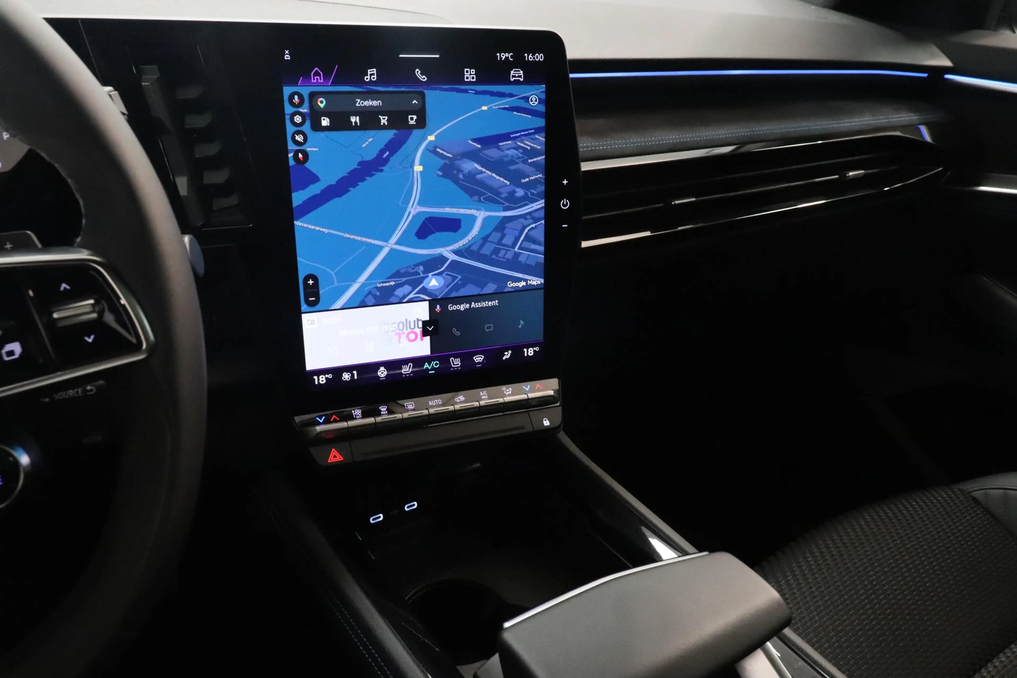 Renault Austral 1.2 E-Tech full hybrid 200 Esprit Alpine | Panoram — photo 10