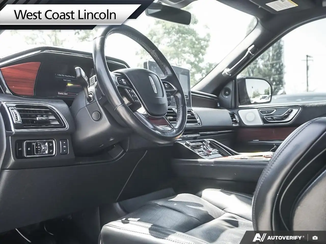 Lincoln Navigator снимка Lincoln Navigator
