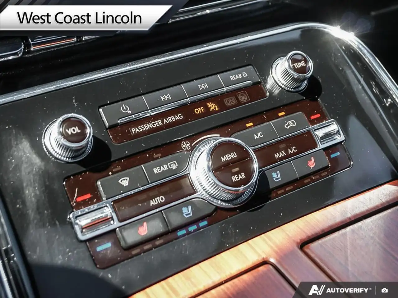 Lincoln Navigator снимка Lincoln Navigator