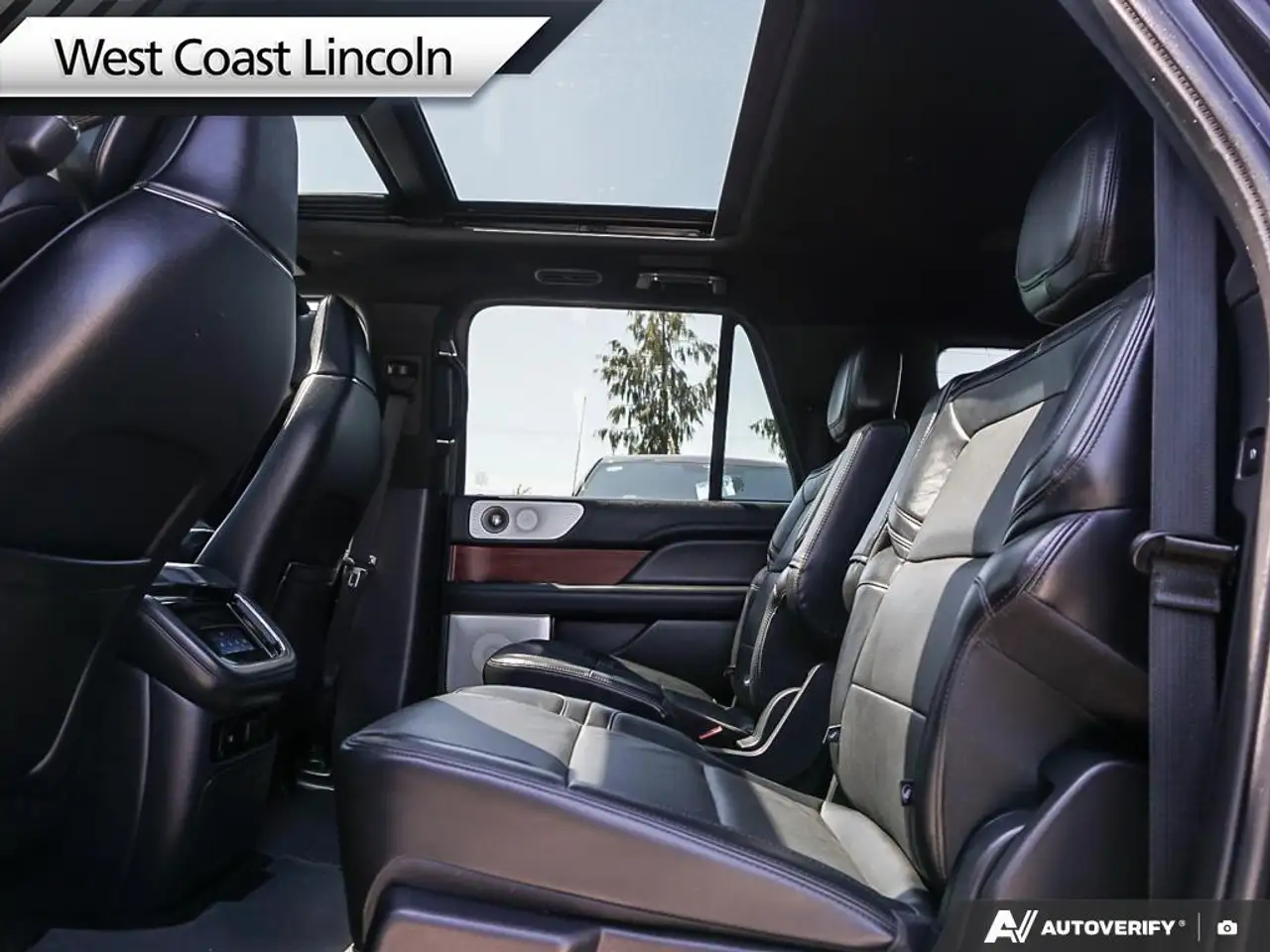 Lincoln Navigator снимка Lincoln Navigator