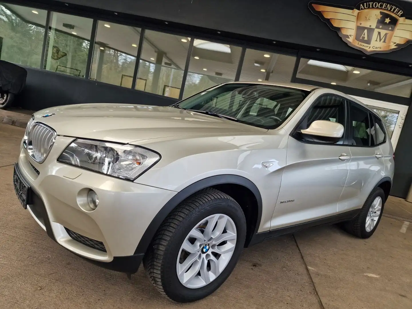 BMW X3 xDrive30d Aut. LEDER/NAVI/Bi-XENON/1.H/Mwst Silber - 2