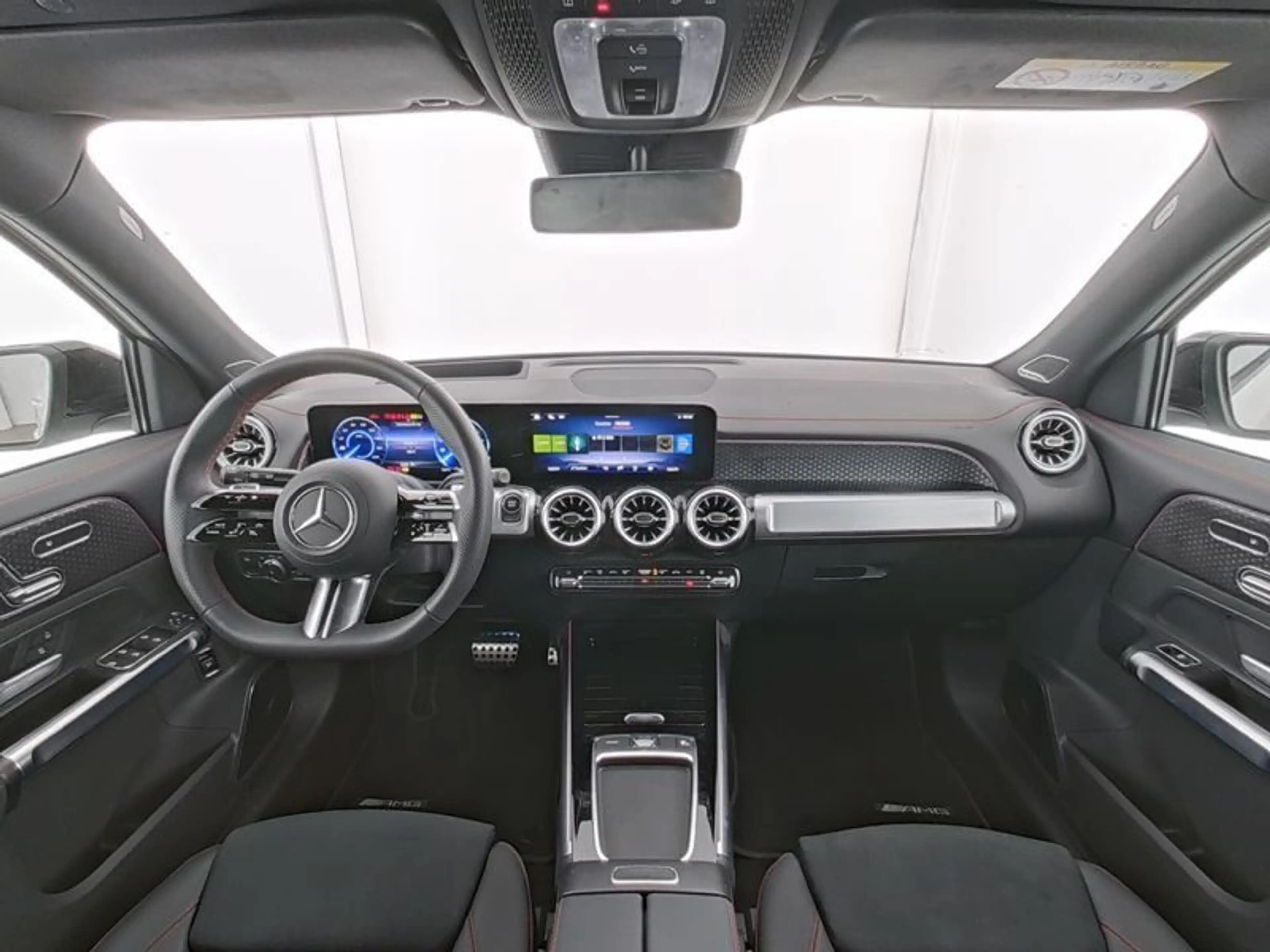 Mercedes-Benz EQB 250 AMG-PREMIUM NIGHT PANO FAP MEMORY KEYLG — photo 7
