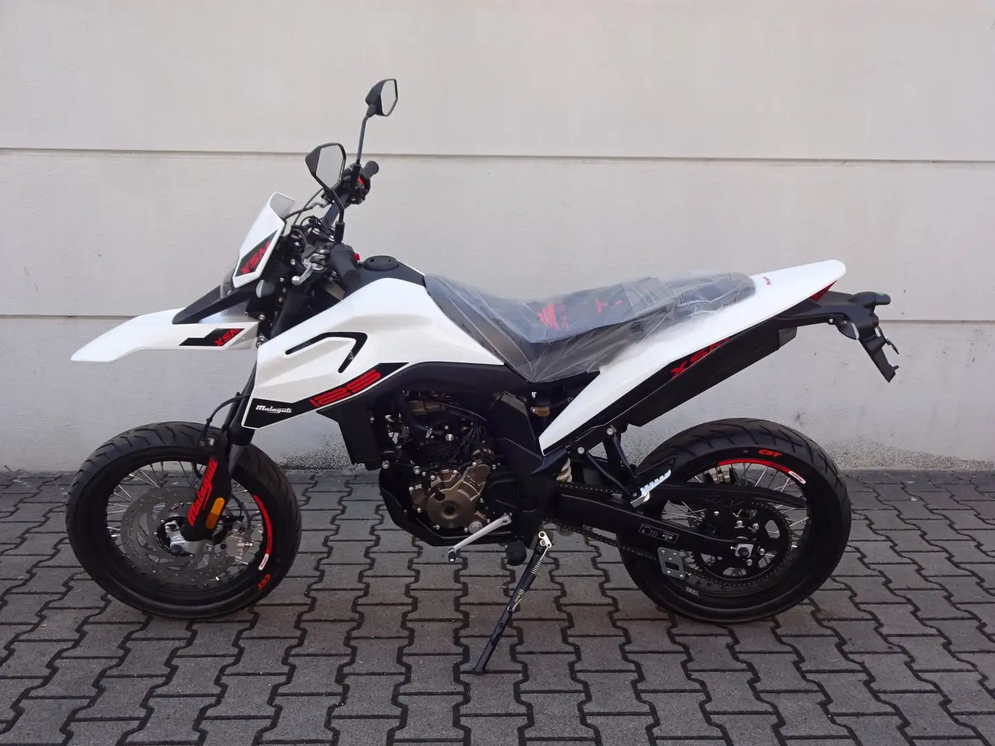Malaguti XSM 125 ABS E5 AUF LAGER !! Blanco - 2