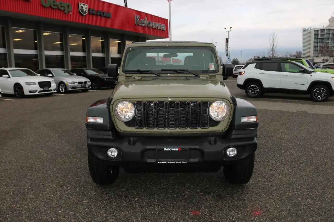 Jeep Wrangler снимка Jeep Wrangler
