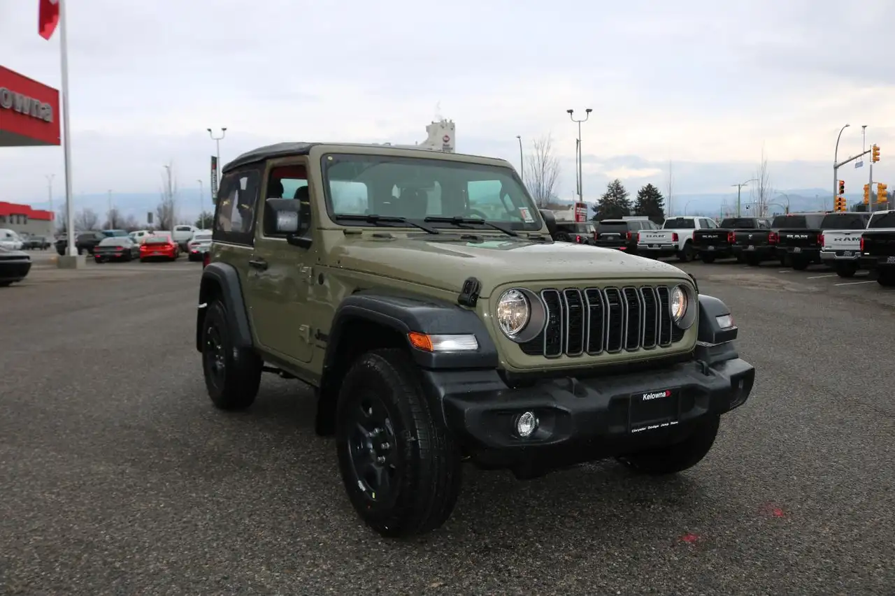 Jeep Wrangler снимка Jeep Wrangler