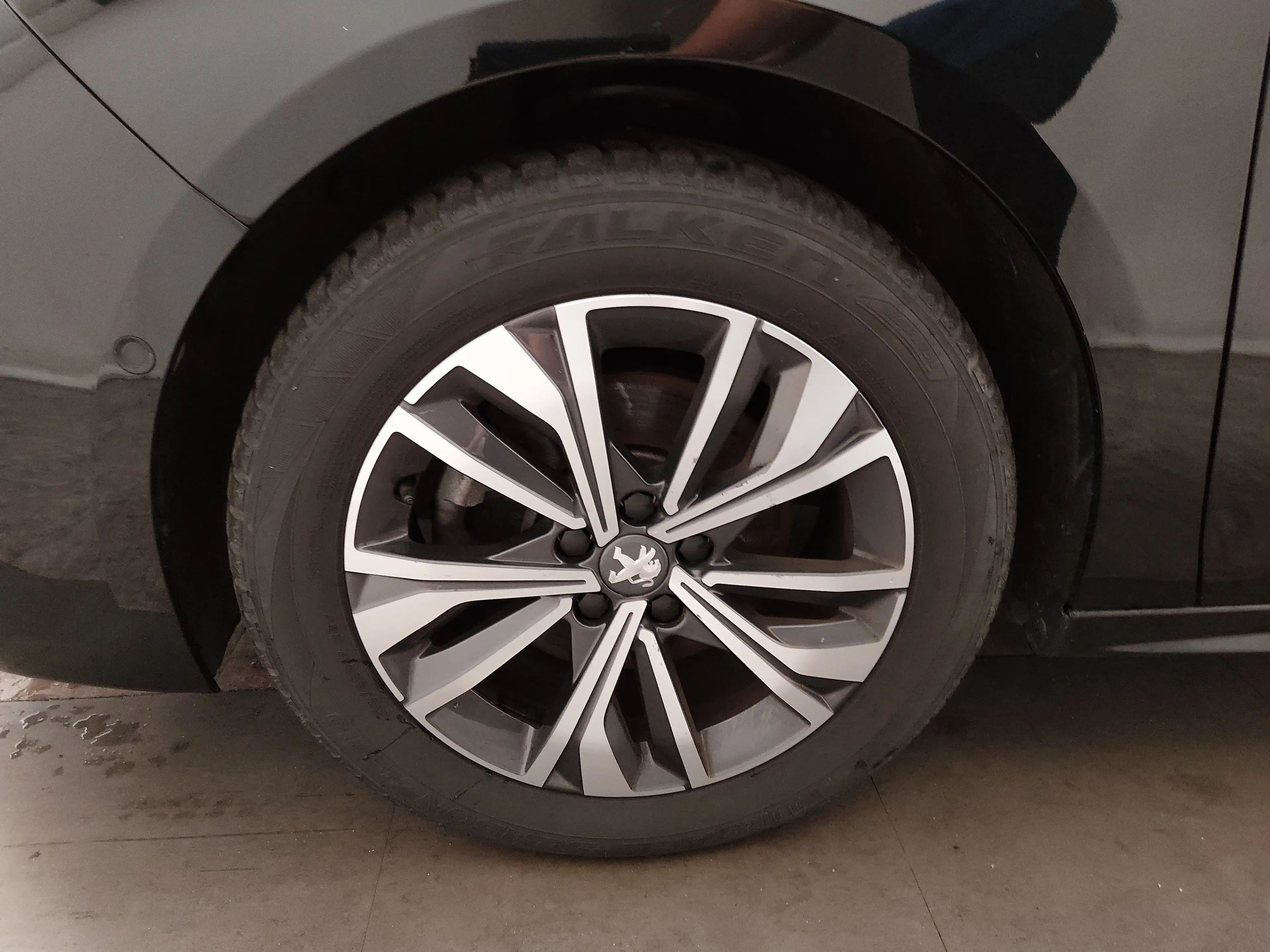Peugeot 508 1.5 BlueHDI Allure T-Leder Navi LED AHK PDC — photo 8
