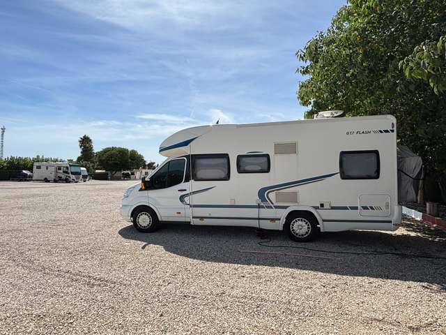 Caravans-Wohnm Chausson Flash 617,  Teilintegriert