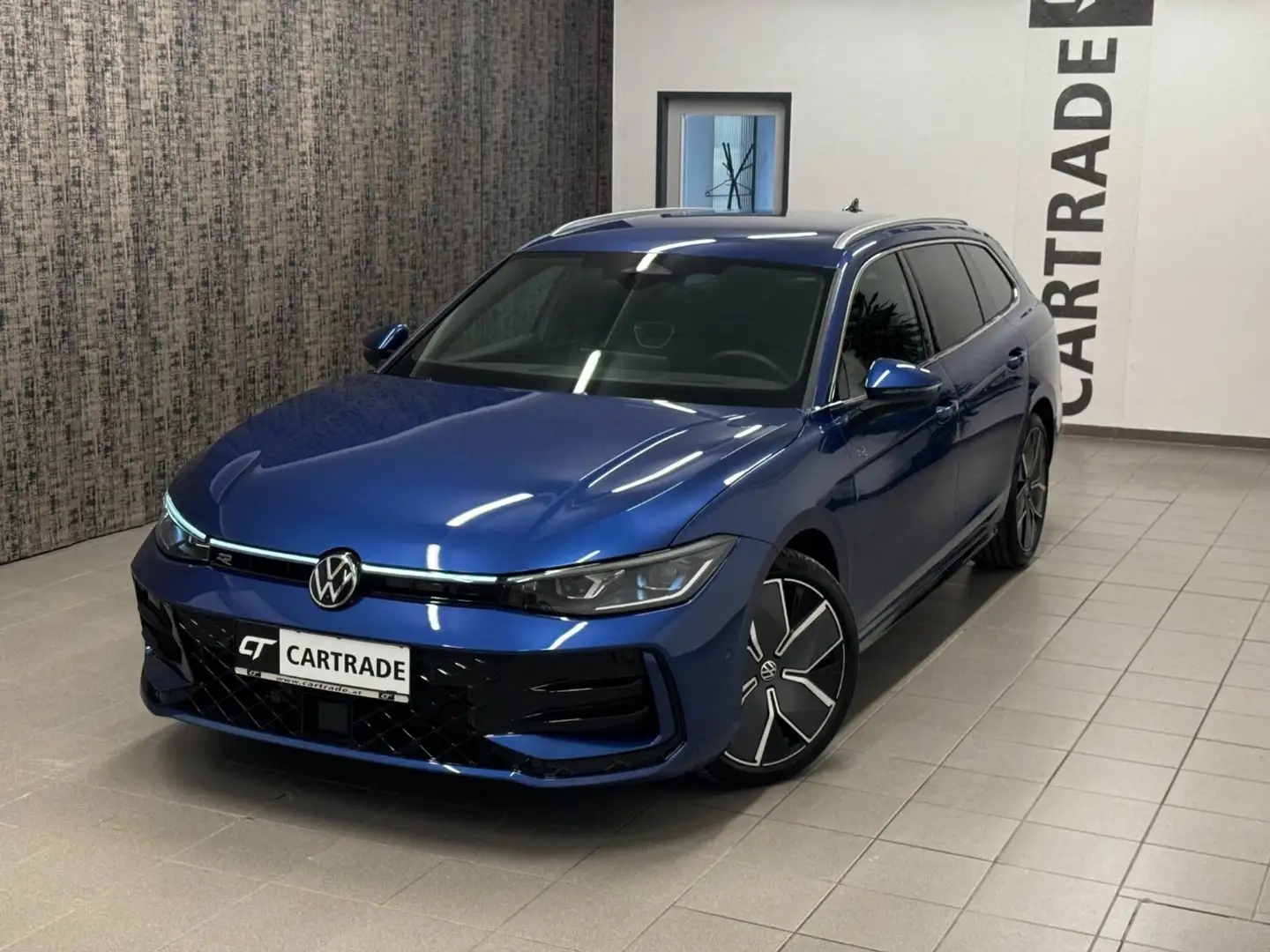 Volkswagen Passat Variant Passat 2.0 TDI R-Line 4Motion Blau - 2