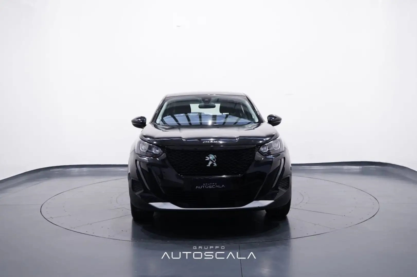 Peugeot 2008 motore elettrico 136cv Active Pack Nero - 2