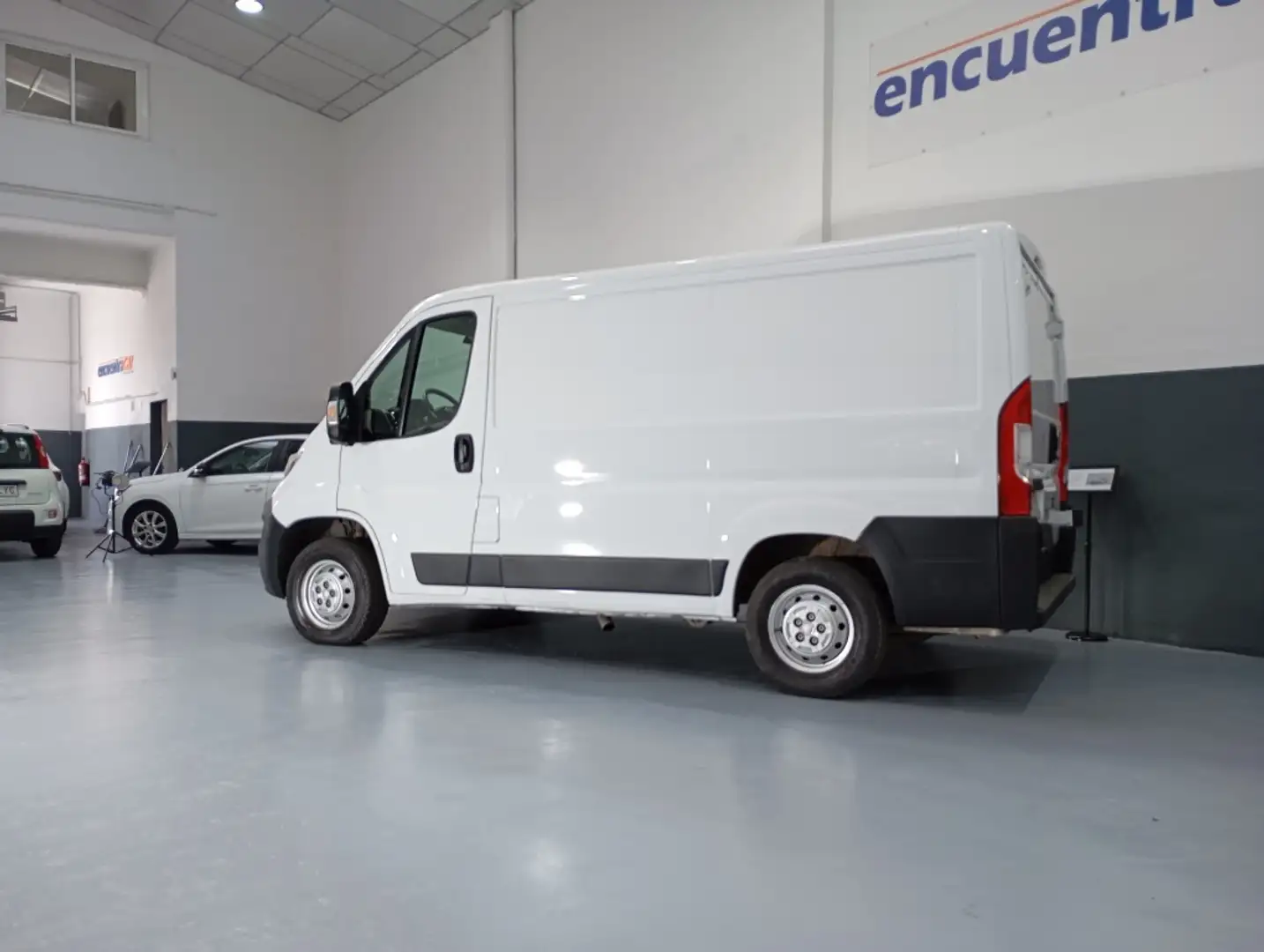 Fiat Ducato Fg. 30 2.3Mjt L1 H2 140CV Blanco - 2