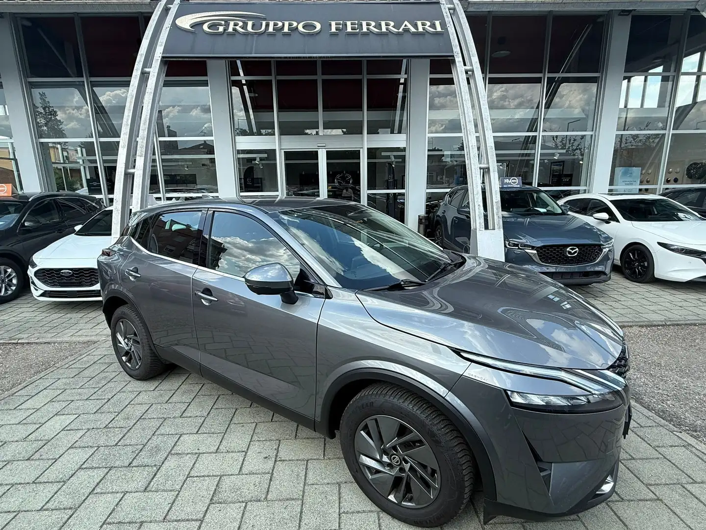 Nissan Qashqai Qashqai III 2021 1.3 mhev Tekna 2wd 140cv Grigio - 2