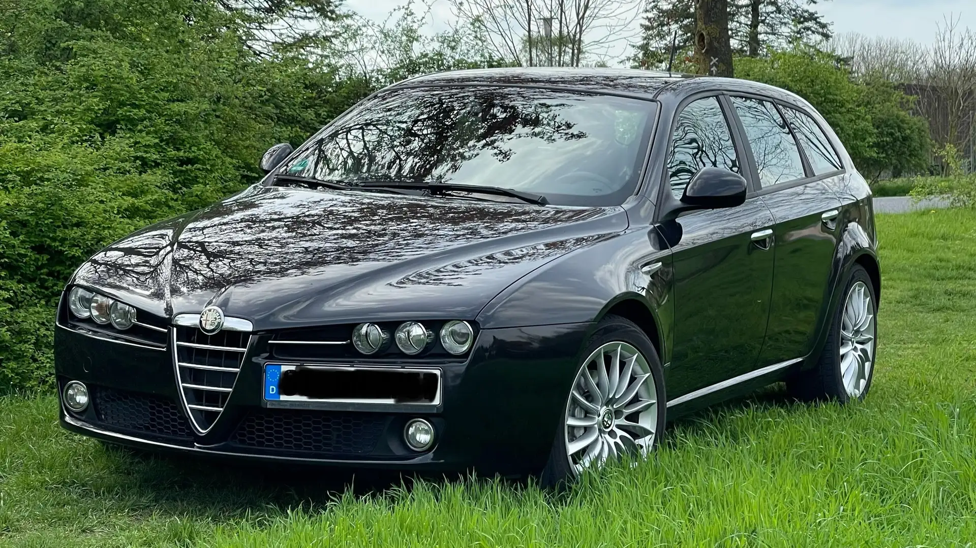 Alfa Romeo 159 159 Sportwagon 2.0 JTDM 16V DPF Eco Schwarz - 1